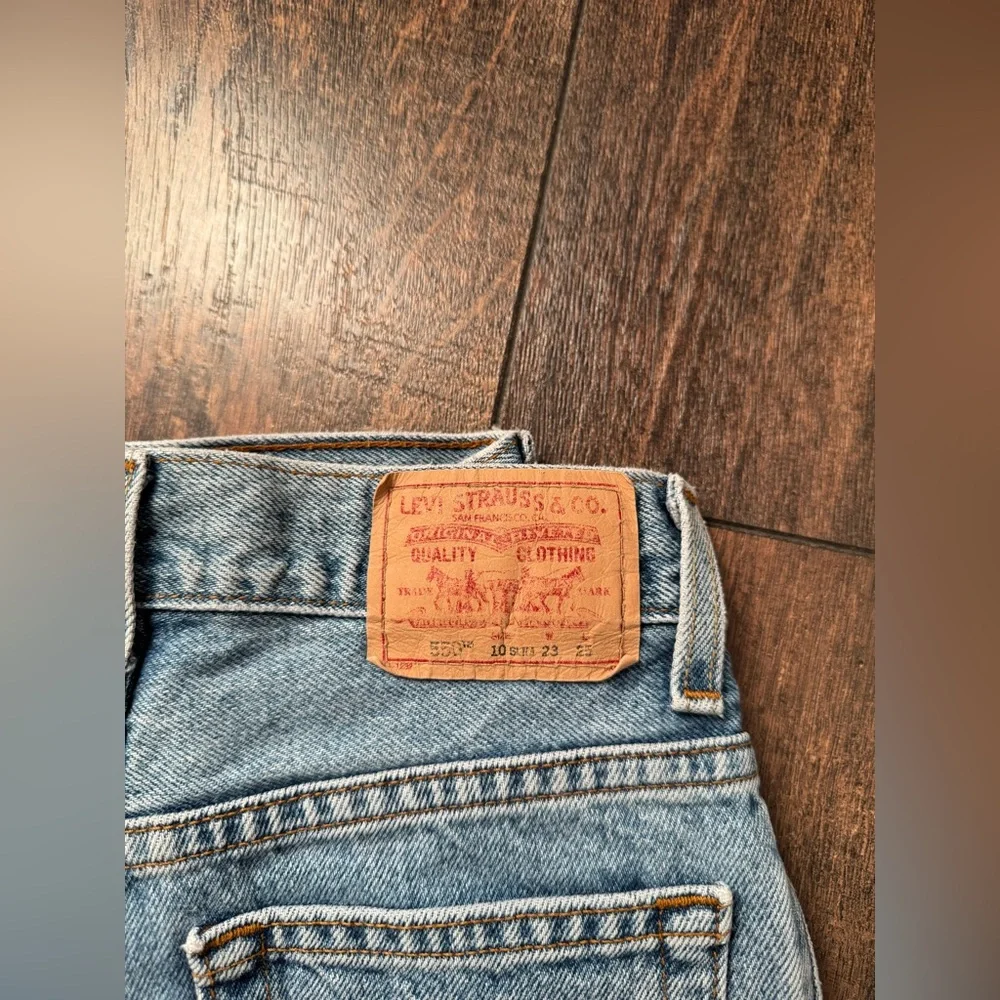 Boys Y2K Levi's 550 Denim Jeans - Picture 2 of 4